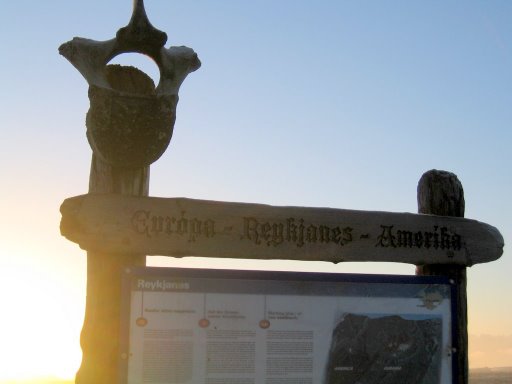 The sign reads: Europe-Reykjanes-Amerika